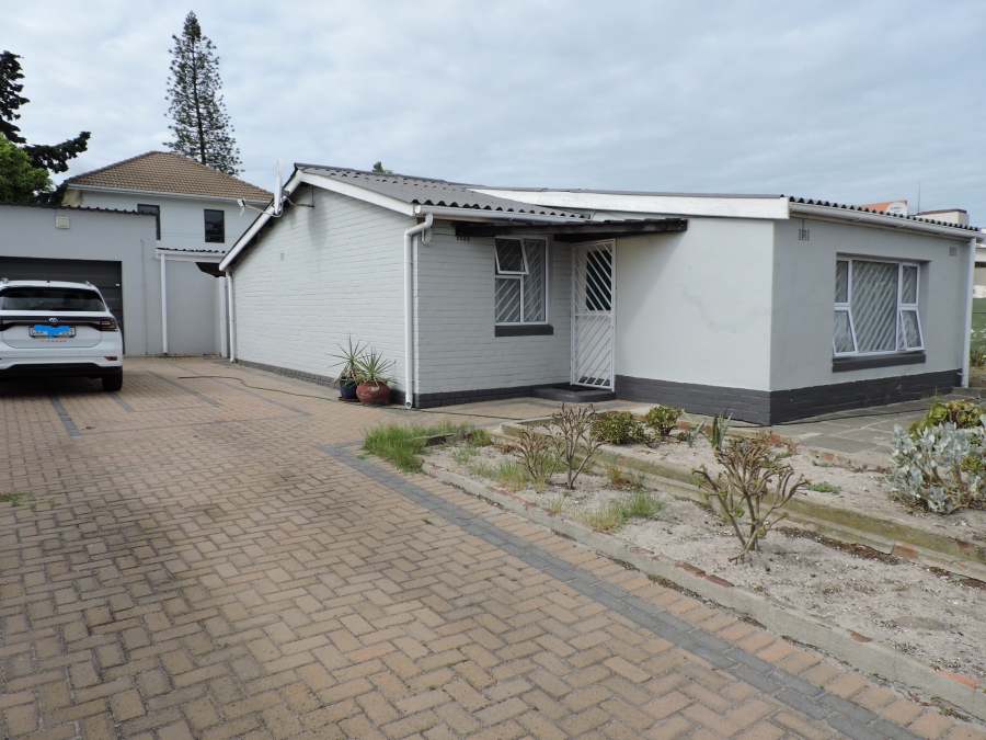 4 Bedroom Property for Sale in Vanguard Western Cape